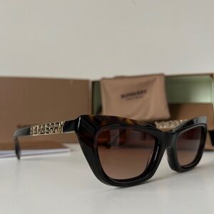 Burberry Cat Eye Sunglasses - Dark Havana